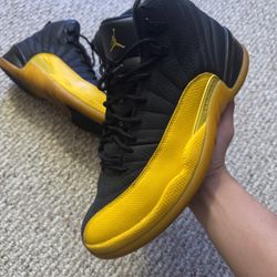 Jordan Retro 12 “University Gold”