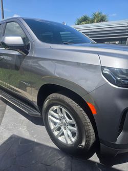 2022 chevrolet tahoe oem rims and tires
