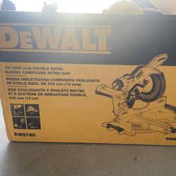 DeWalt XPS DWS780 Double Bevel Sliding Compound