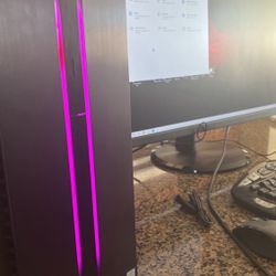 OMEN Desktop 870-224 with 32 Inch Lenovo Monitor. 