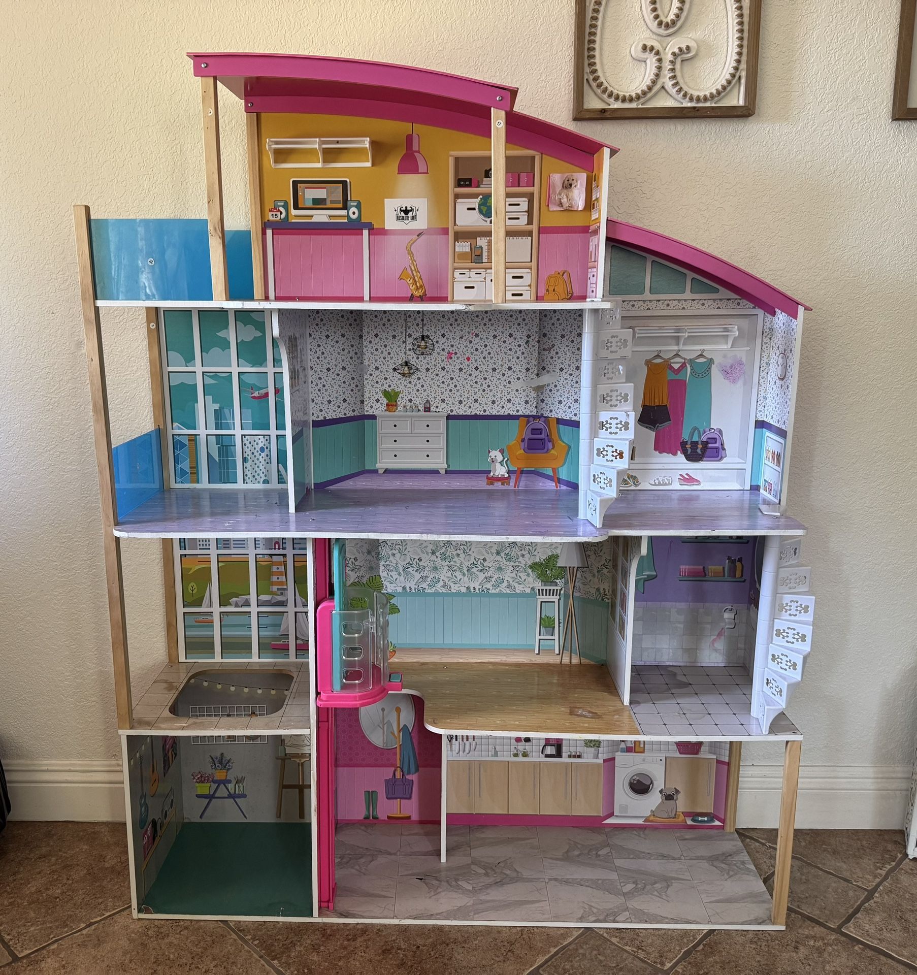 Doll House