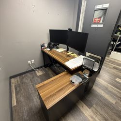 Office Desk & Mounted Dual Monitor Combo
