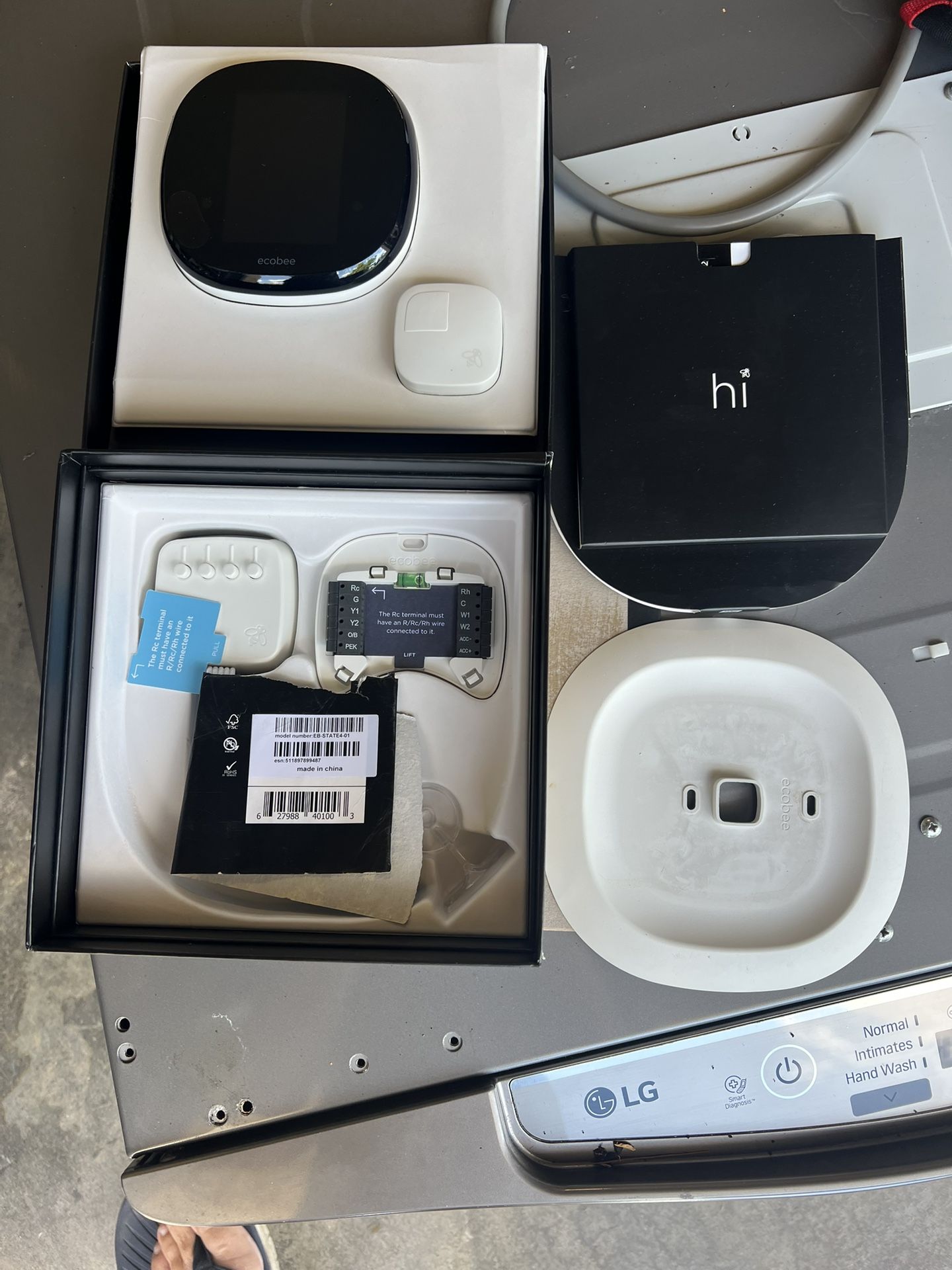 Ecobee 4 thermostat with sensor