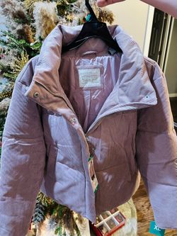 Levi’s Women’s Puffer Jacket