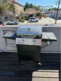 grill (propane included)