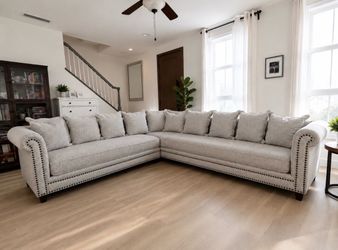 Light Gray/beige Fabric Sectional Sofa with Nailhead Trim