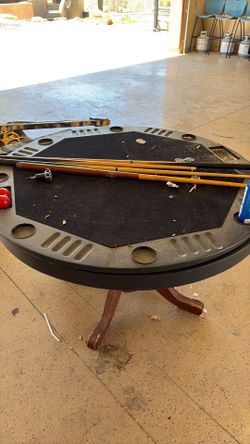 Poker table