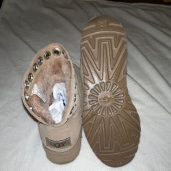 UGG BOOTS FOR WOMEN'S SIZE 5.5