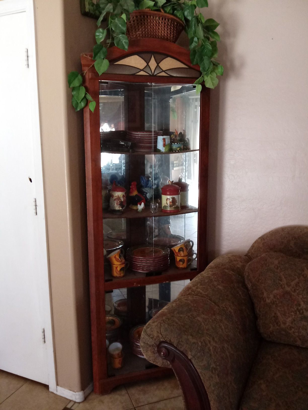 Curio cabinet with Light.