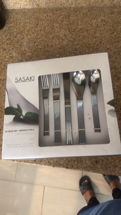 Brand new sasaki 45 piece set