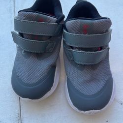 Tenis Nike Talla 7.5 