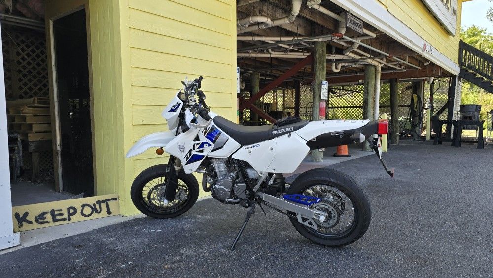2022 Suzuki Drz400sm