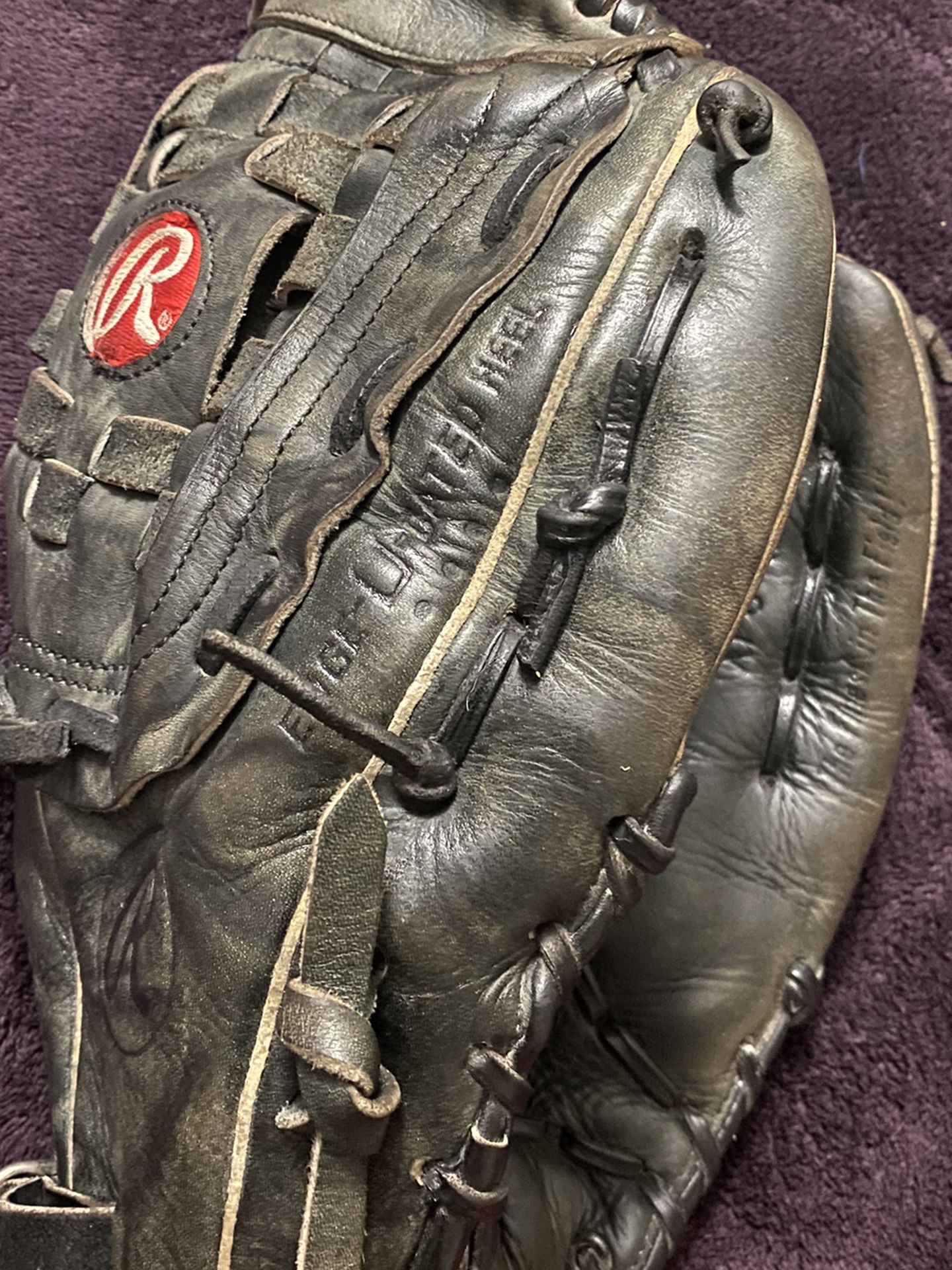 Rawlings Heritage Series Softball Glove