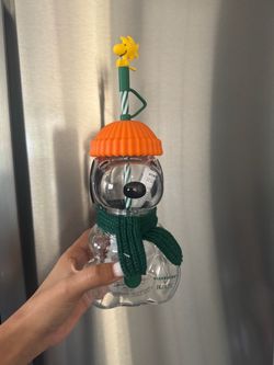Starbucks snoopy glass cup