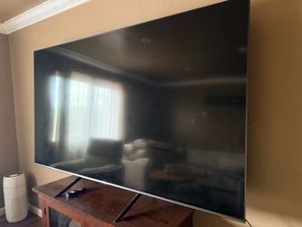 Hisense 85A76H 85-Inch LED LCD TV