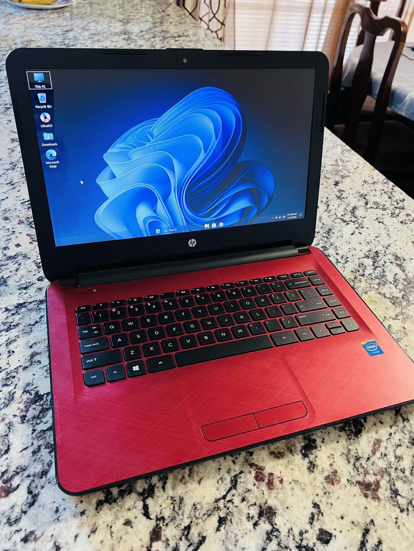 Laptop HP 14 Intel 4GB Ram SSD Webcam Wifi Windows 11 Office Full Photoshop Antivirus