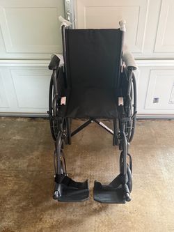 Standard Folding Wheelchair with Footrests