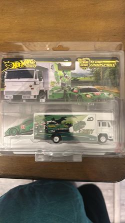 Hot Wheels Car Culture Team Transport T-Rexy Set