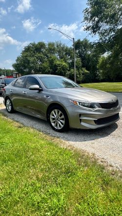 2017 KIA Optima