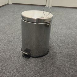 Trash Bin