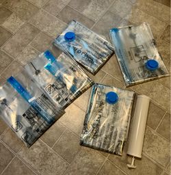 Five brand new vacuum compression storage bags, medium, large, and jumbo with pump pick up in San Francisco near the presidio