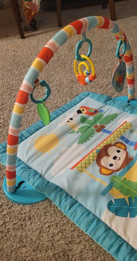 Bright Starts Safari Blast Activity Gym & Play Mat with Take-Along Toys, Ages Newborn +
Age 2 Years