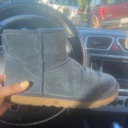 Women’s Uggs