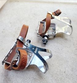Brooks Leather Toe Straps
