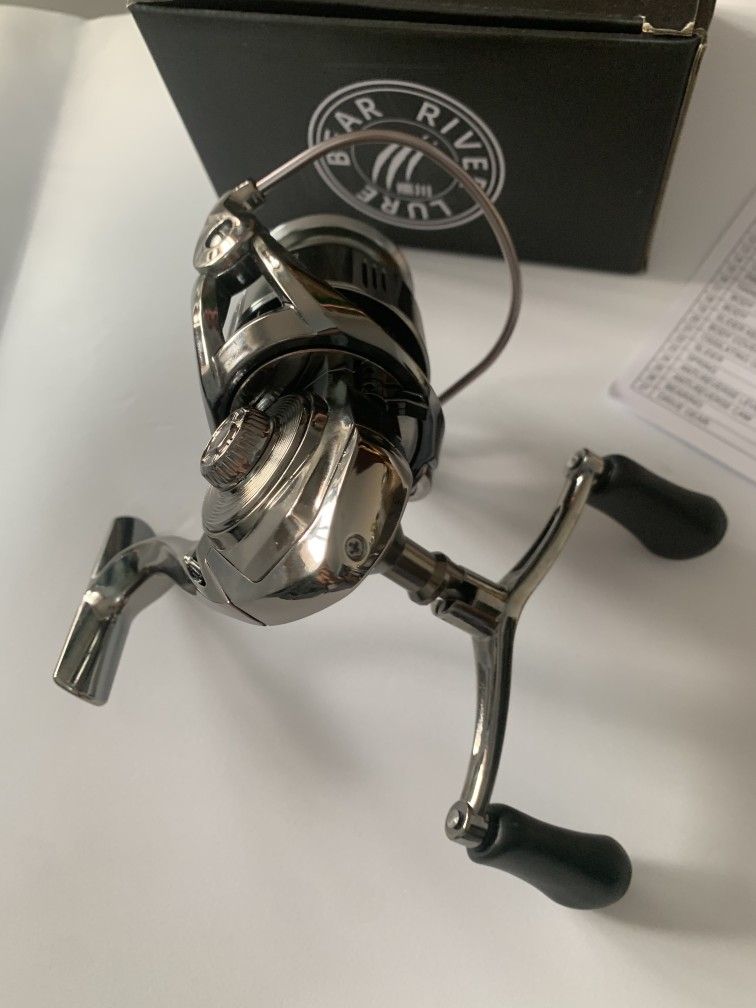 Fishing Reel Spinning Reels Metal Spool and Handle for Saltwater and Freshwater Fishing 4000items