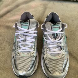 Saucony Running Shoes