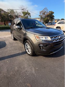2018 Ford Explorer