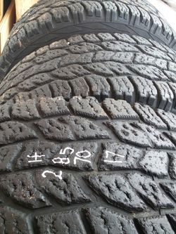 285 70 17 good set of all terrain truck tires