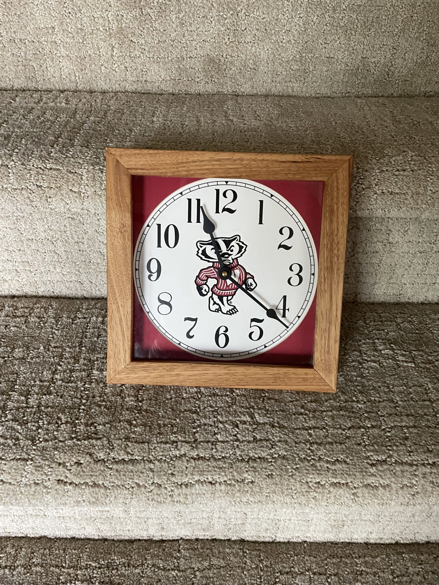 Uni. Wisc Wall Clock