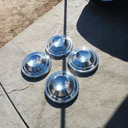 Chevy  71" Caps