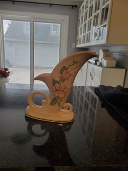 Hull Vase