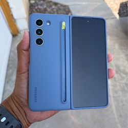Samsung Galaxy z fold 5 256GB Unlocked