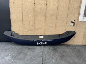 2021 2022 2023 KIA SELTOS LOWER MOLDING OEM USED