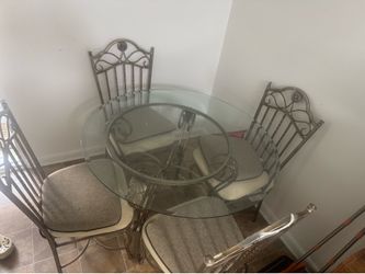 Dinning table