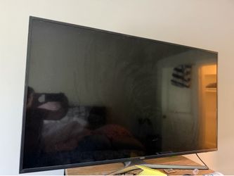 Samsung TV 49 inch x28 inch