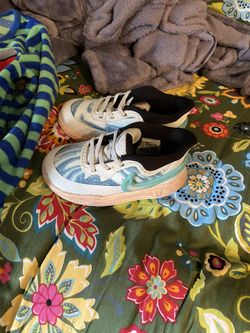 Nike Toddler Shoes Size 8