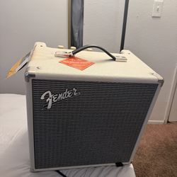 Fender Rumble 25 V3 1x8 25W Bass Combo Amp Ivory