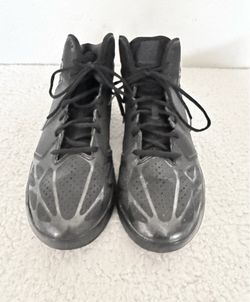 Adidas Derrick Rose 773 Tennis Shoes Men’s Size 10.5