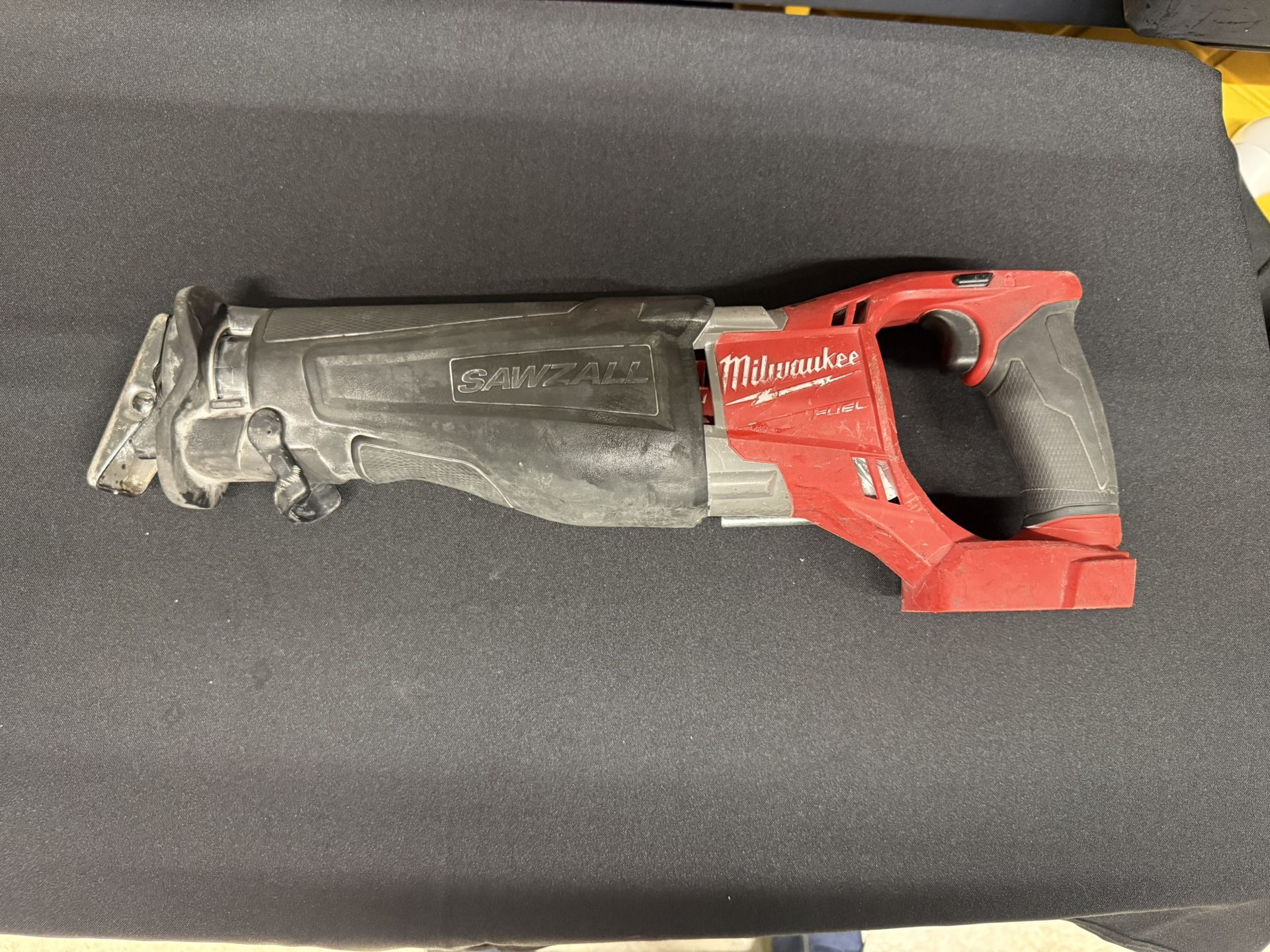 Milwaukee M18 Saw Zall Fuel