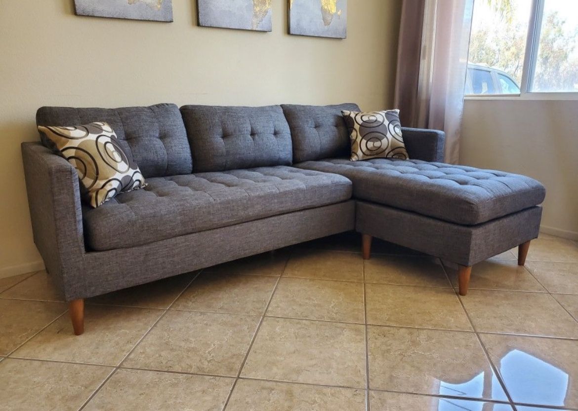 New 86x59 Sectional Couch