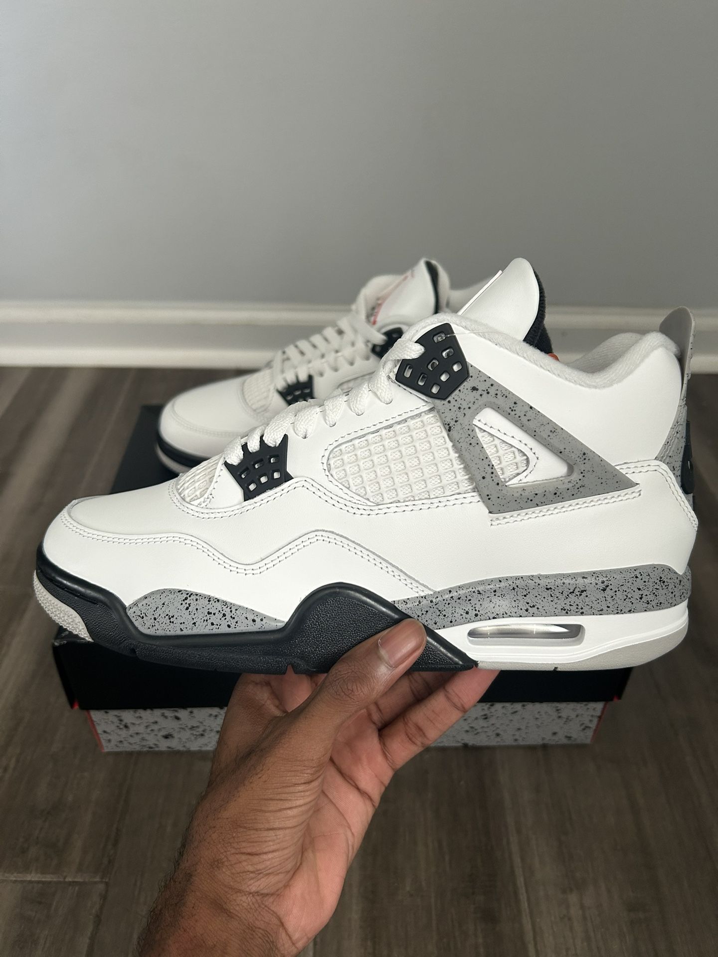 Air Jordan 4 Retro “White Cement”