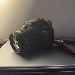 Canon Rebel EOS T7