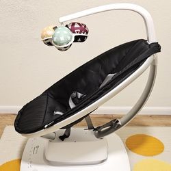 4moms MamaRoo Baby Swing – Great Condition – $125 OBO