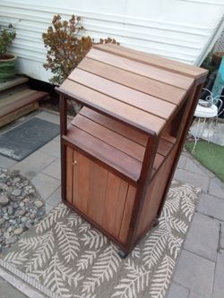 Podium/Lectern/Safe Pkg. Delivery