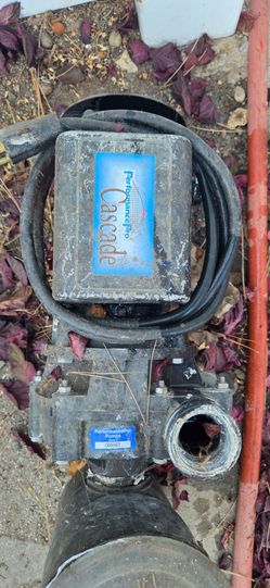 Pond water pump