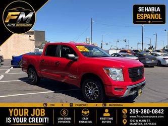 2022 Nissan TITAN